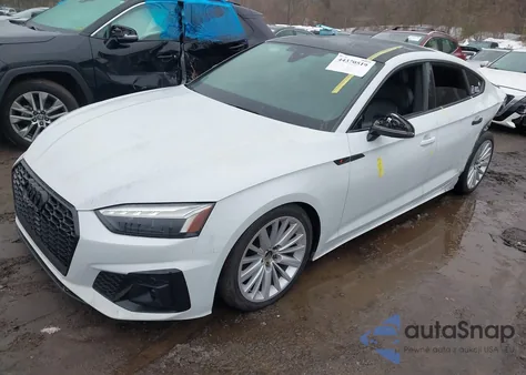 2021 Audi S5 Sportback Premium Plus Tfsi Quattro Tiptronic z USA, uszkodzony, nr VIN WAUC4CF58MA013047